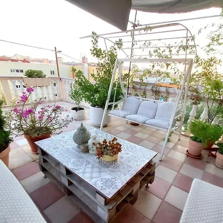 Apartment Lovely & Cosy With A Spacious Balcony Split