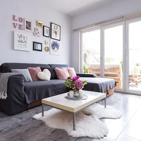 Lovely & Cosy With A Spacious Balcony Apartment Split